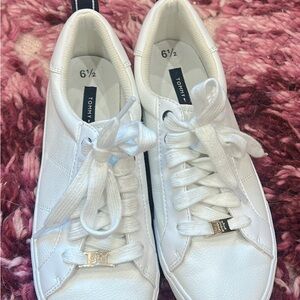 Tommy Hilfiger Women's White Leather Sneakers